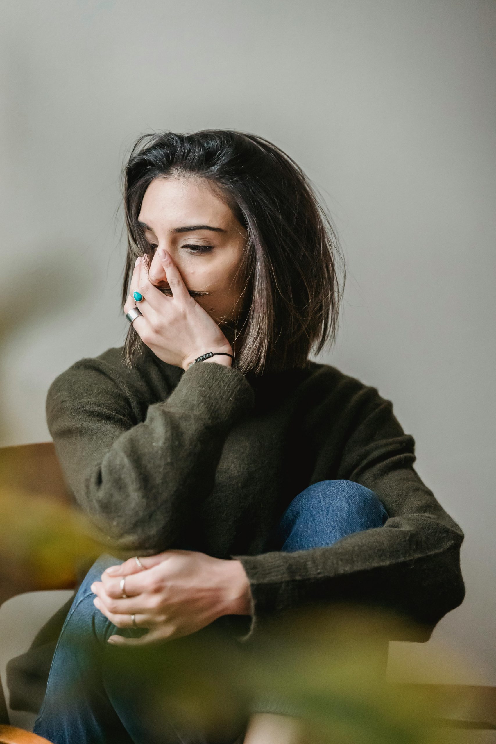 El miedo a ser feliz: cuando la calma también asusta | Sonia Sola Gil: Psicología Online